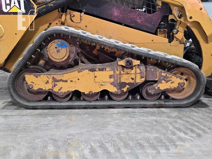 2019-caterpillar-259d-image-28
