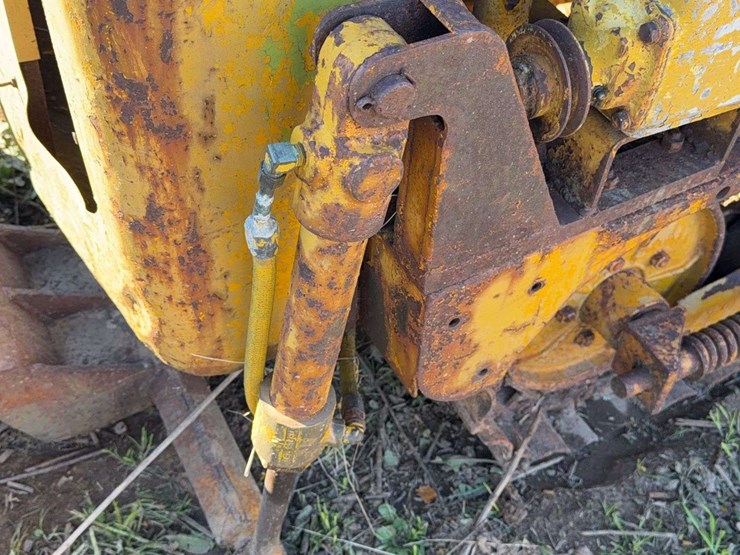 schramm-60-crawler-tractor-image-47