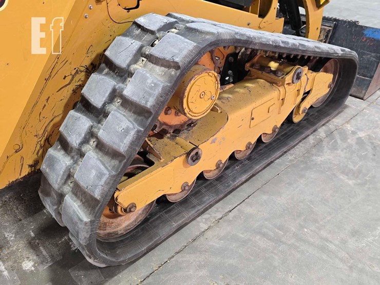 2022-caterpillar-289d3-image-38