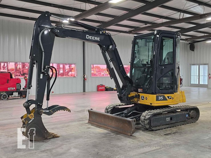 2024-deere-35-p-tier-image-1