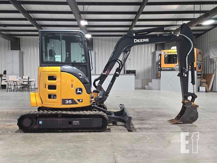 2025-deere-35-p-tier-image-6