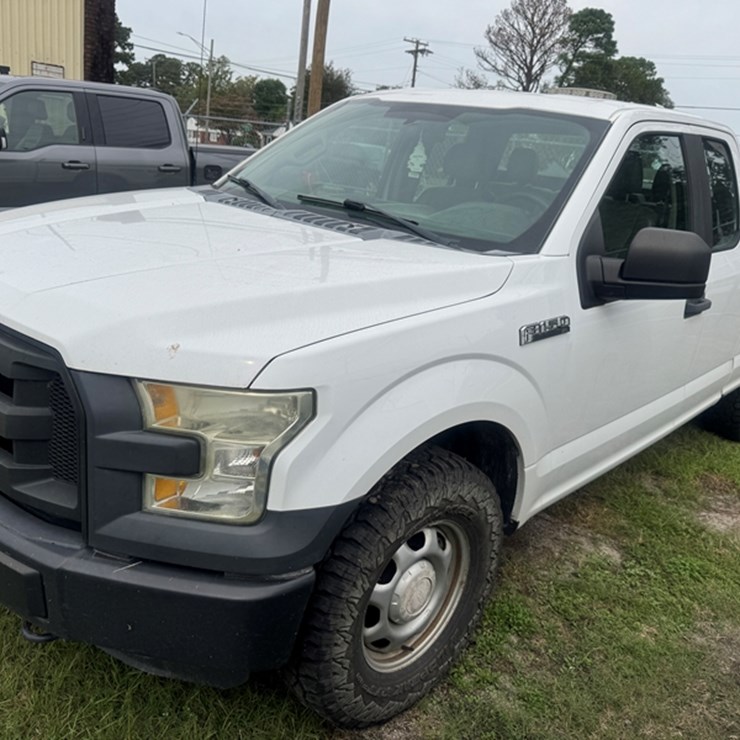 2016 FORD F150 XL EXTENDED CAB PICKUP - 4WD - 5.0L V8 - 202,745 MILES SHOWING - 1FTFX1EF3GFA56353