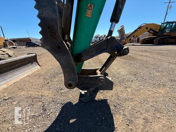 2019-jcb-85z-1-image-17