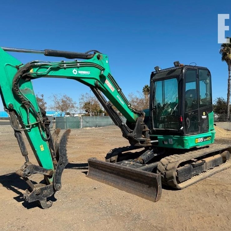 2019 JCB 85Z-1