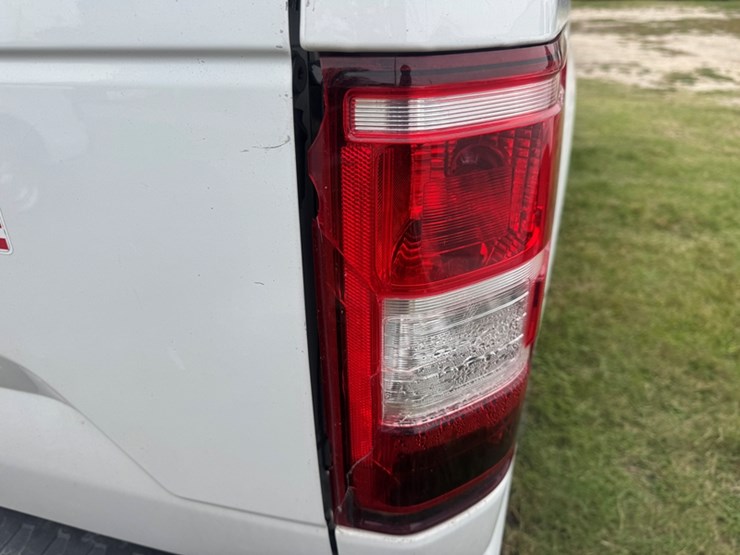 2020-ford-f150-xl-extended-cab-pickup---4wd-5.0l-v8---193,271-miles-showing---1ftfx1e51lfb38258-image-5