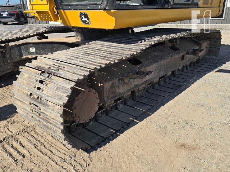 2022-deere-210g-lc-image-29