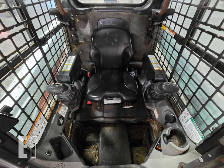 2020-bobcat-s550-image-13