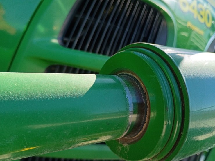 john-deere-6430-image-78