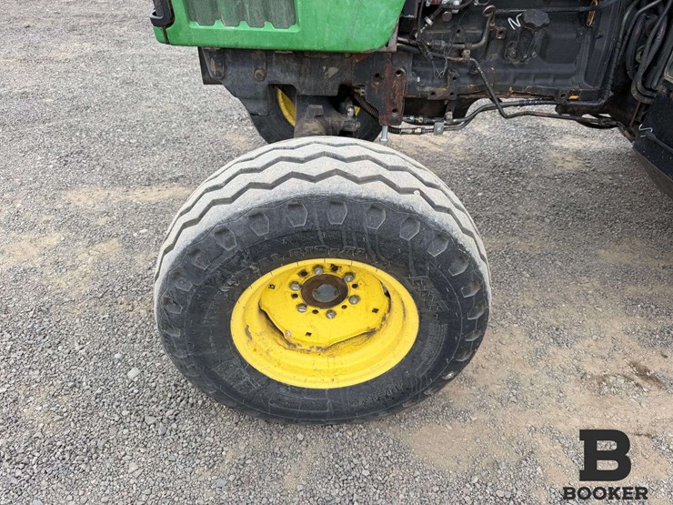 2000-john-deere-5510-tractor-image-11