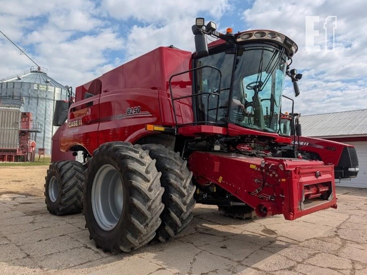 case-ih-8250-image-4