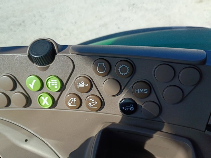 john-deere-6430-image-48