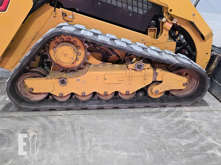 2022-caterpillar-289d3-image-33