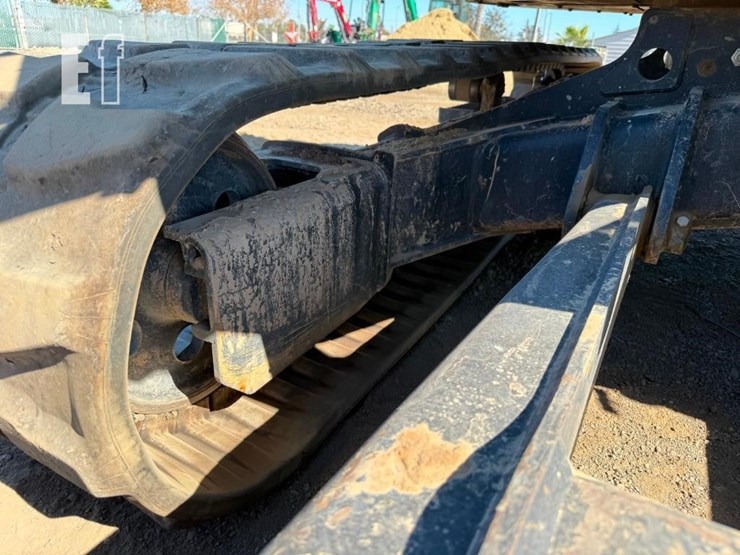 2019-jcb-85z-1-image-27