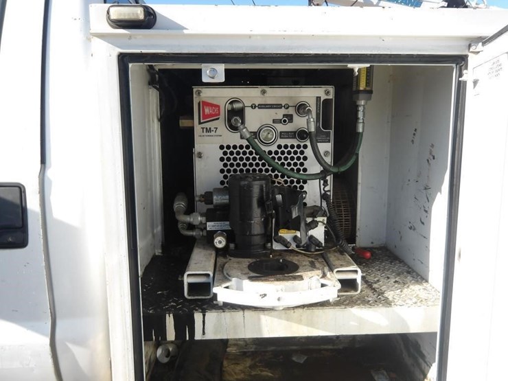 2010-ford-f450-mechanics-truck-image-21
