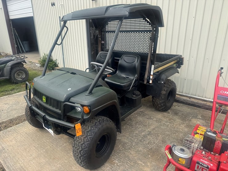 john-deere-gator-hpx-4wd---1,487-hours-showing-image-1