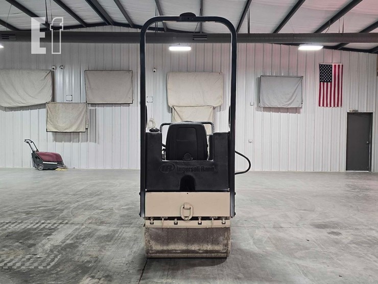 ingersoll-rand-dd-25-double-drum-vibratory-asphalt-3630-image-8