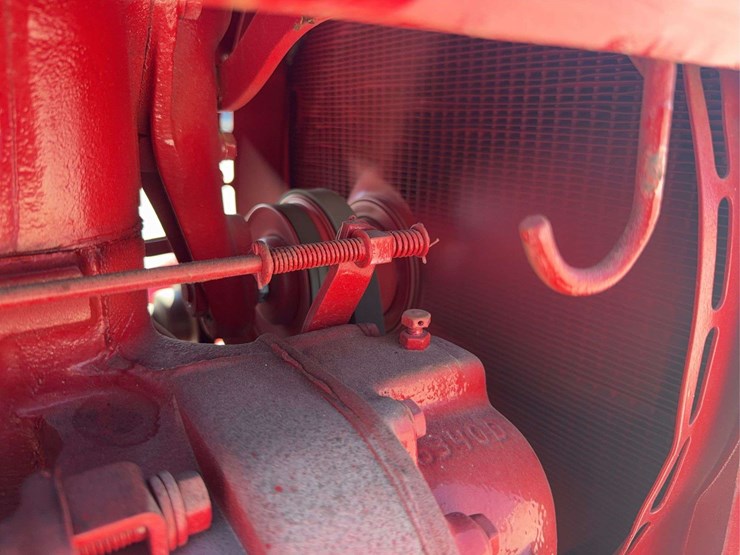 farmall-av-image-36