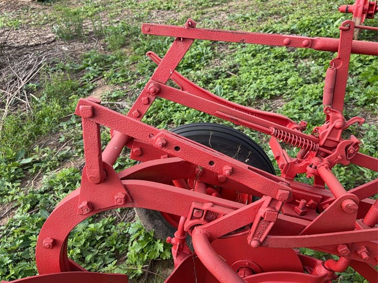 oliver-one-bottom-plow-image-15