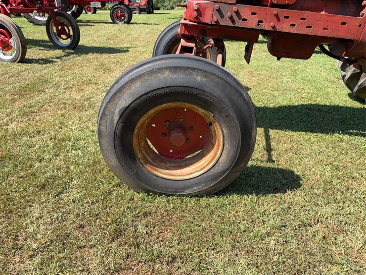 farmall-super-m-image-35