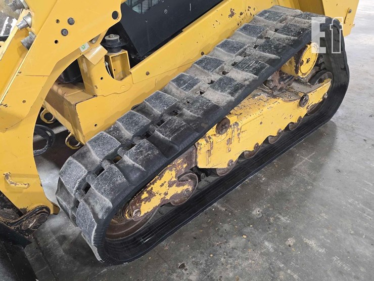 2022-caterpillar-289d3-image-31
