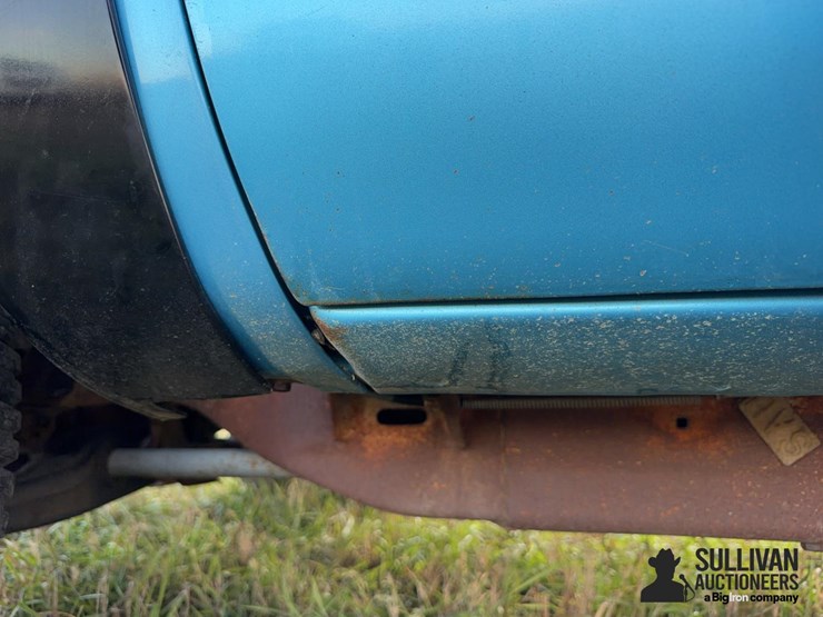 1993-chevrolet-k3500-4x4-pickup-image-12