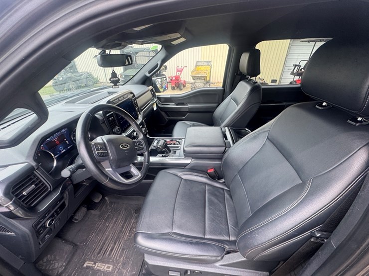 2023-ford-f-150-crew-cab-xlt-powerboost-4wd-3.5l-twin-turbo-v6-hybrid-–-54,300-miles-showing-image-5