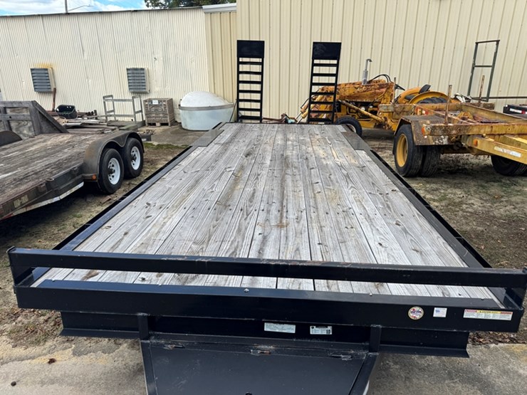 2025-triple-crown-102"x24'-dual-axle-deck-over-equipment-trailer---folding-ramps---gvwr:-14,000lb-image-5