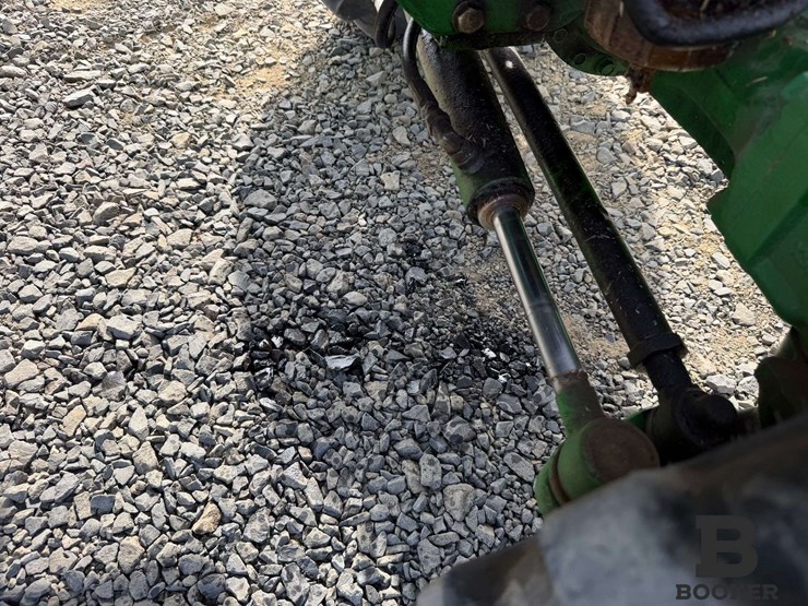 2014-john-deere-3039r-tractor-w/h165-loader-image-35