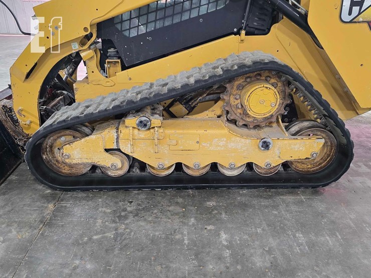 2021-caterpillar-289d3-image-27