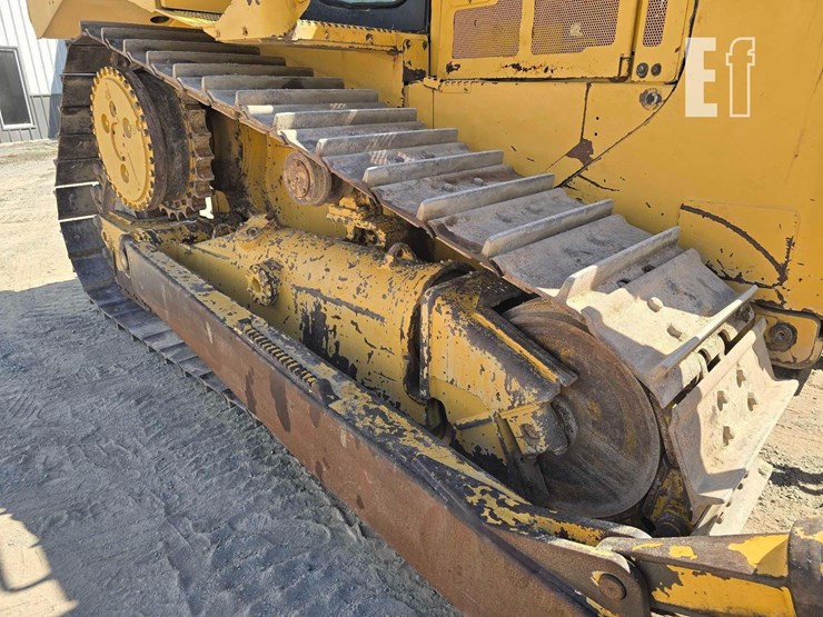 2007-caterpillar-d6r-image-37