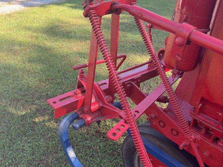 1938-farmall-f-14-image-36