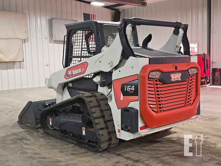 2021-bobcat-t64-image-4
