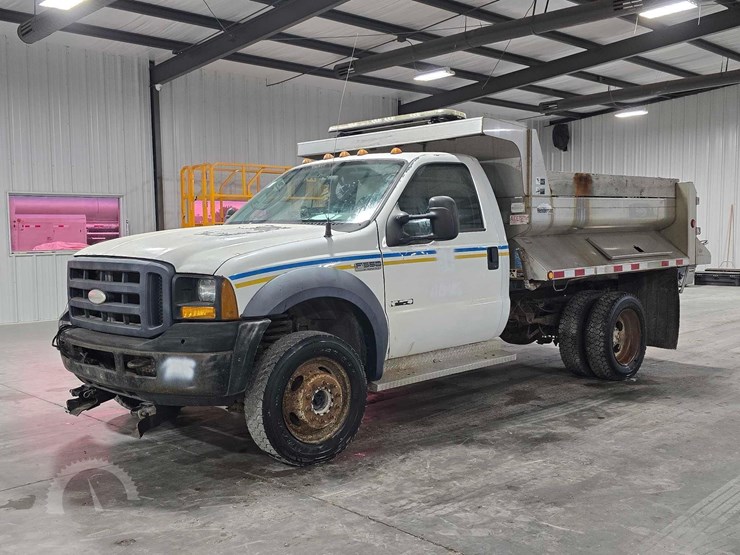 2007-ford-f550-image-1