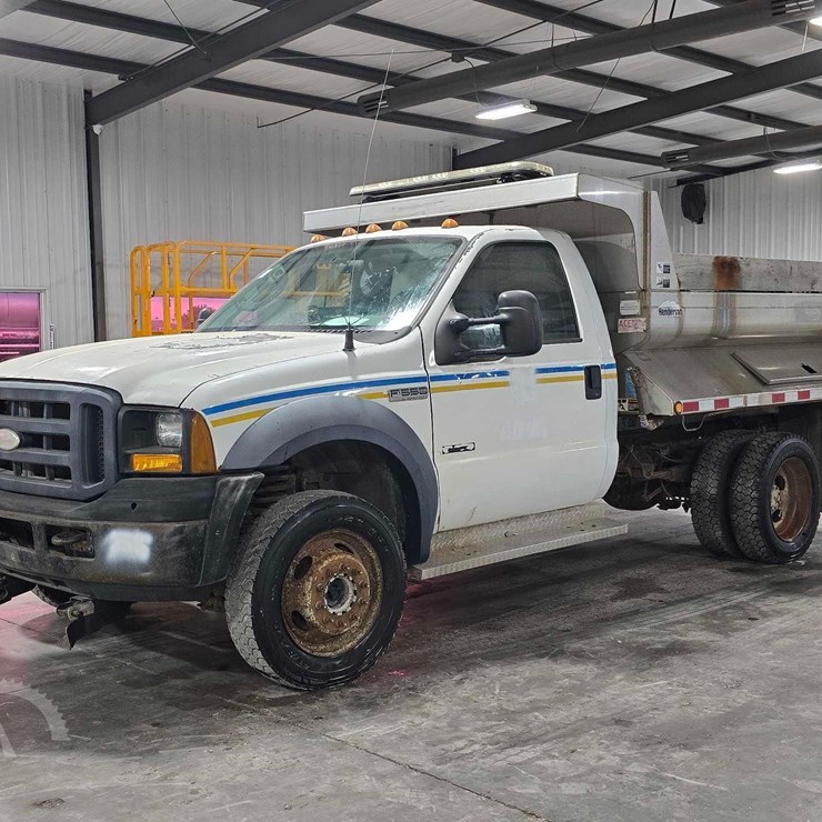 2007 FORD F550