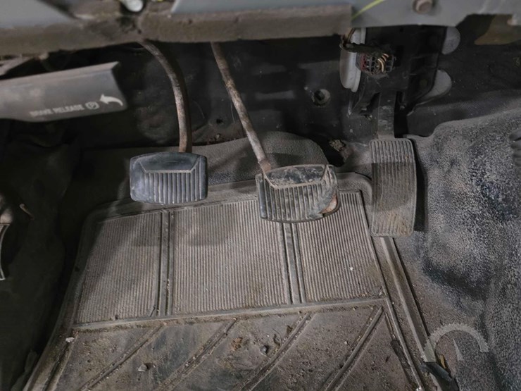 2007-ford-f550-image-11