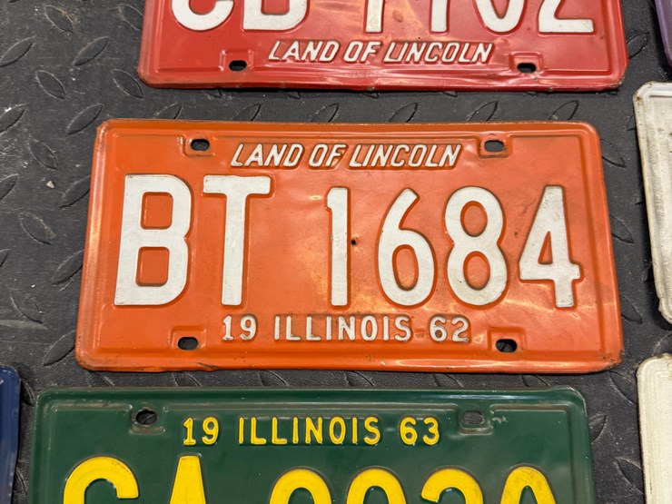 il-license-plates-image-2