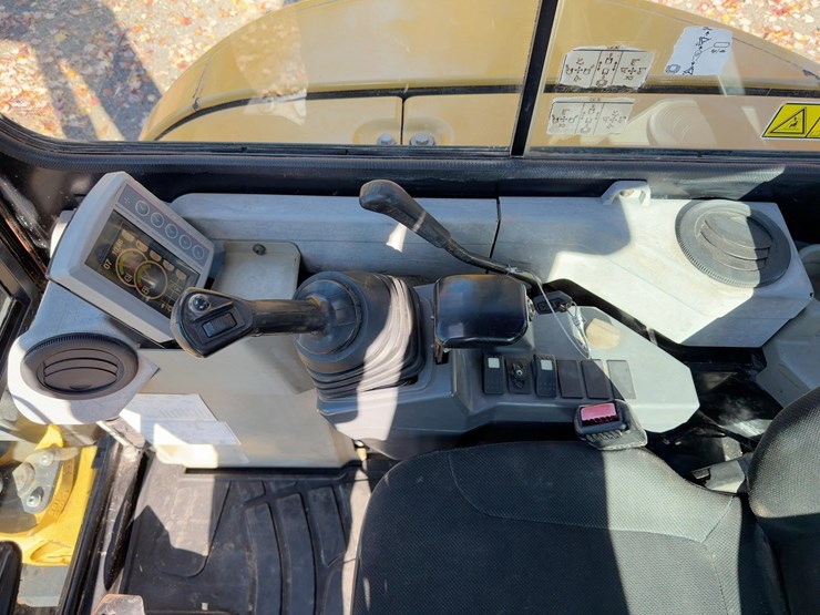 2013-caterpillar-304e-cr-image-30