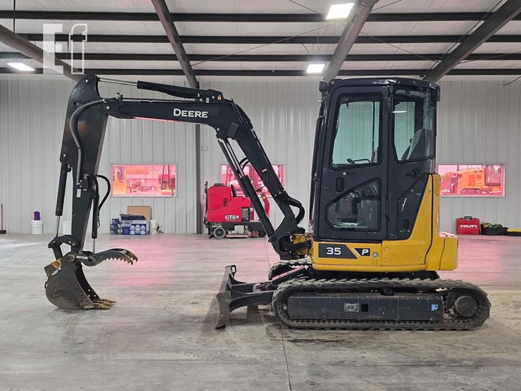 2024-deere-35-p-tier-image-5