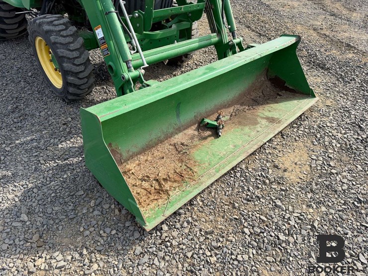 2014-john-deere-3039r-tractor-w/h165-loader-image-8