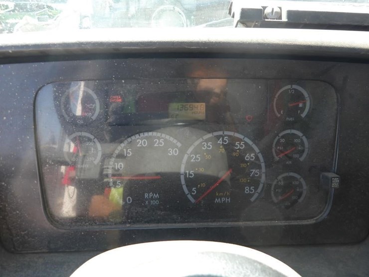 2007-sterling-l7500-drilling-rig-truck-image-28
