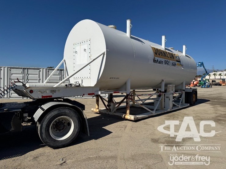 2012-valew-water-tower,-12,000-gallon-capacity,-portable.-image-1