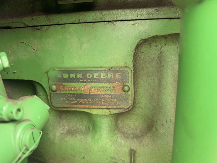 john-deere-3020-image-38
