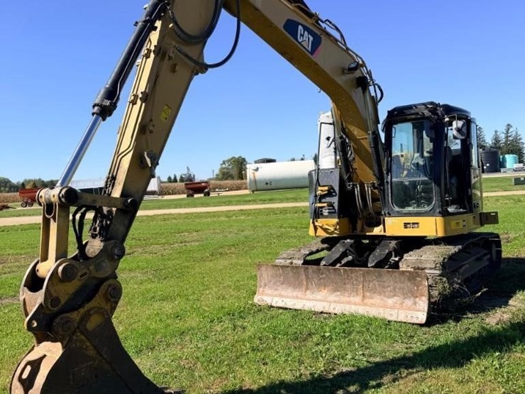 2015-caterpillar-314e-lcr-image-6