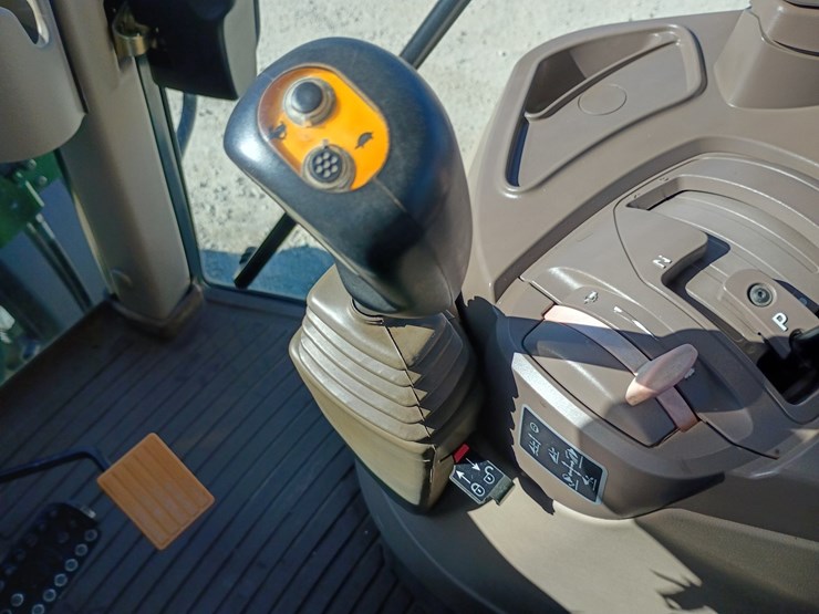 john-deere-6430-image-41