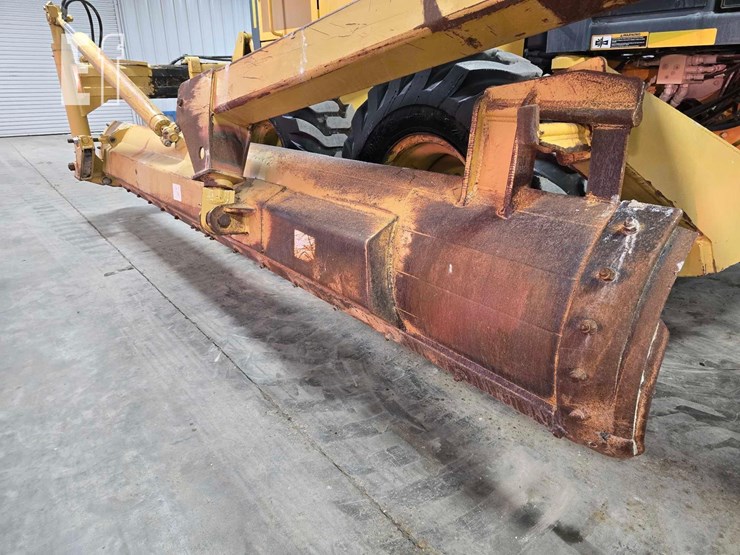 2018-deere-770g-image-13