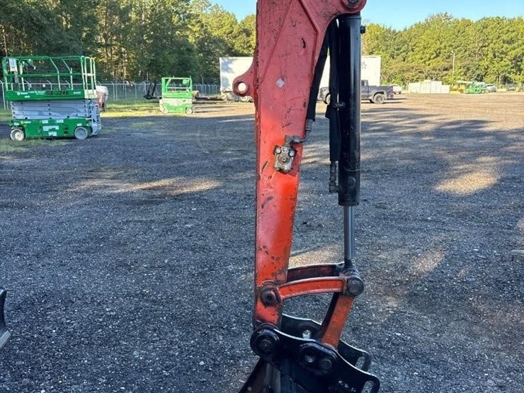 2019-kubota-u35-4-image-10