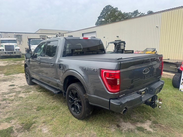 2023-ford-f-150-crew-cab-xlt-powerboost-4wd-3.5l-twin-turbo-v6-hybrid-–-54,300-miles-showing-image-4