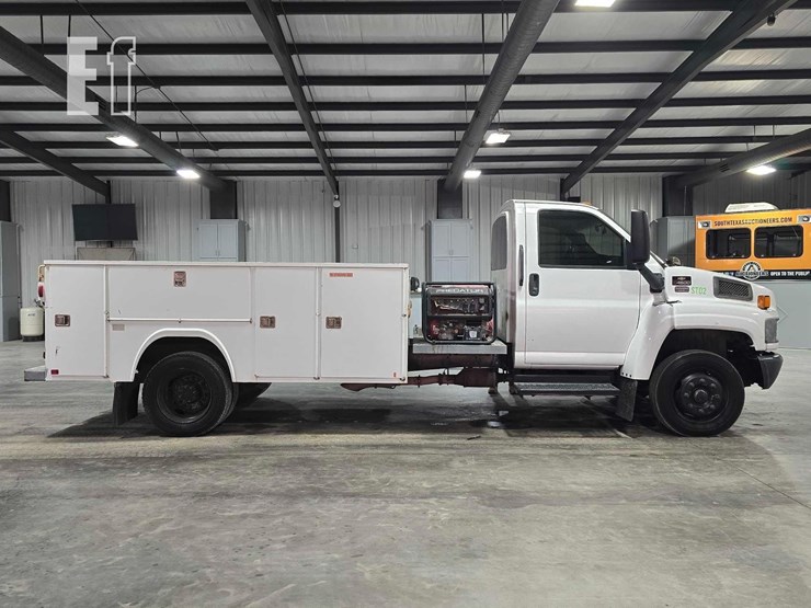 2009-chevrolet-kodiak-c4500-image-6