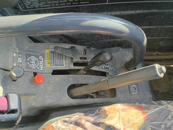 2013-kubota-rtv1100-image-37