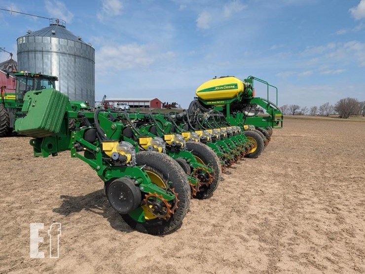 john-deere-1770nt-image-3